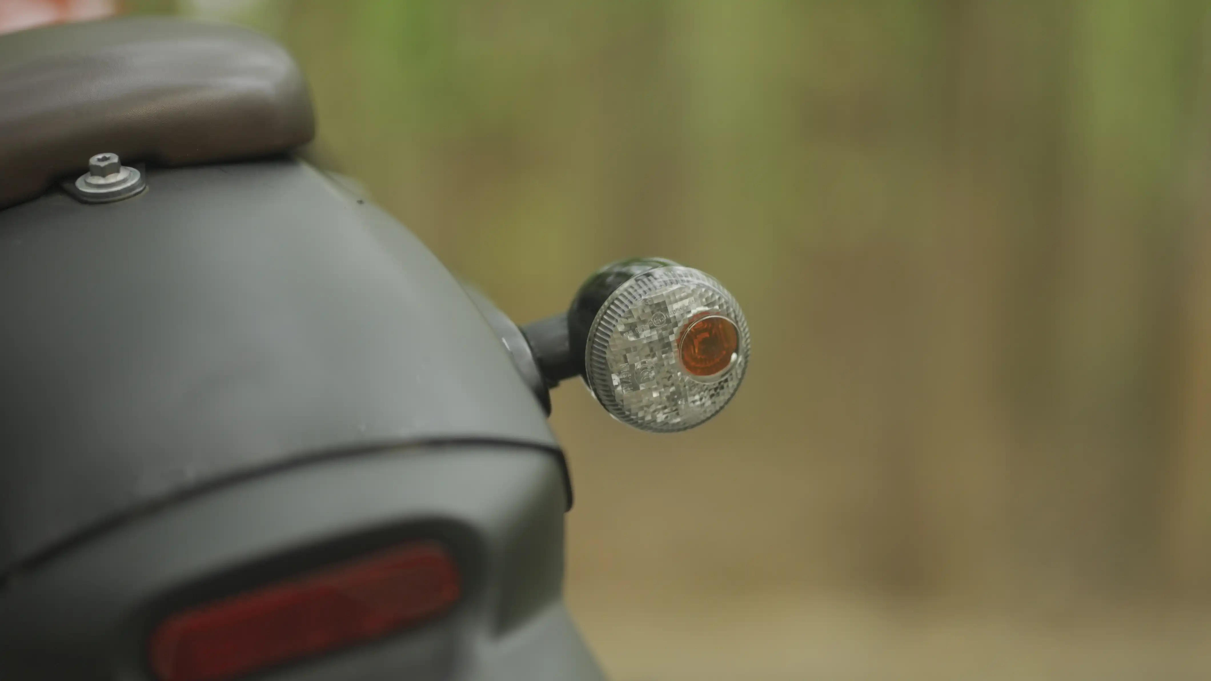 Close Up 1