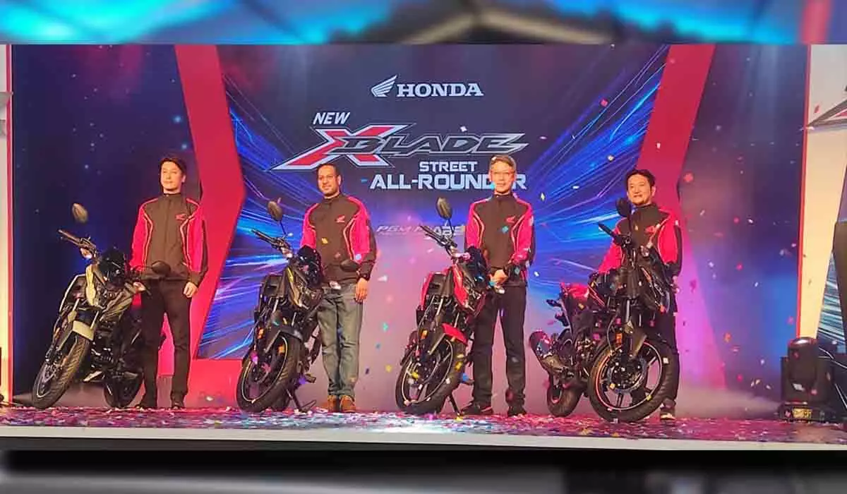 honda xblade 160 pgm-fi abs launching in bangladesh