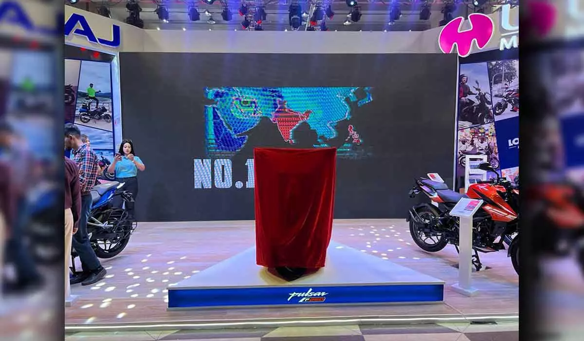 bajaj-f250-launching-event-dhaka-bike-show-2025