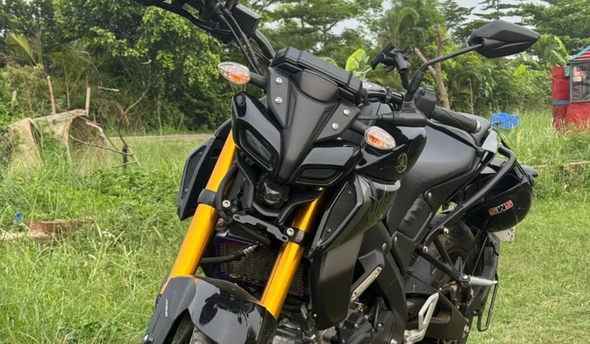 yamaha mt 15