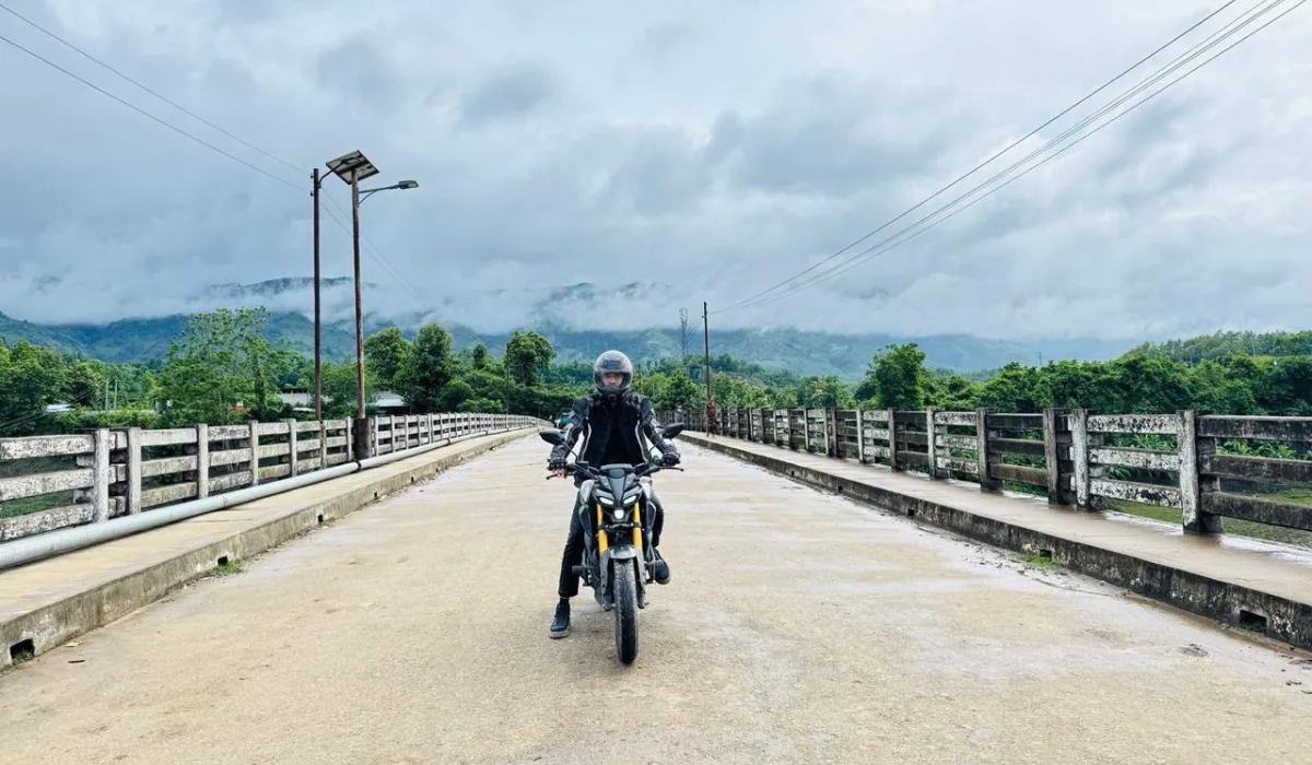 yamaha mt 15